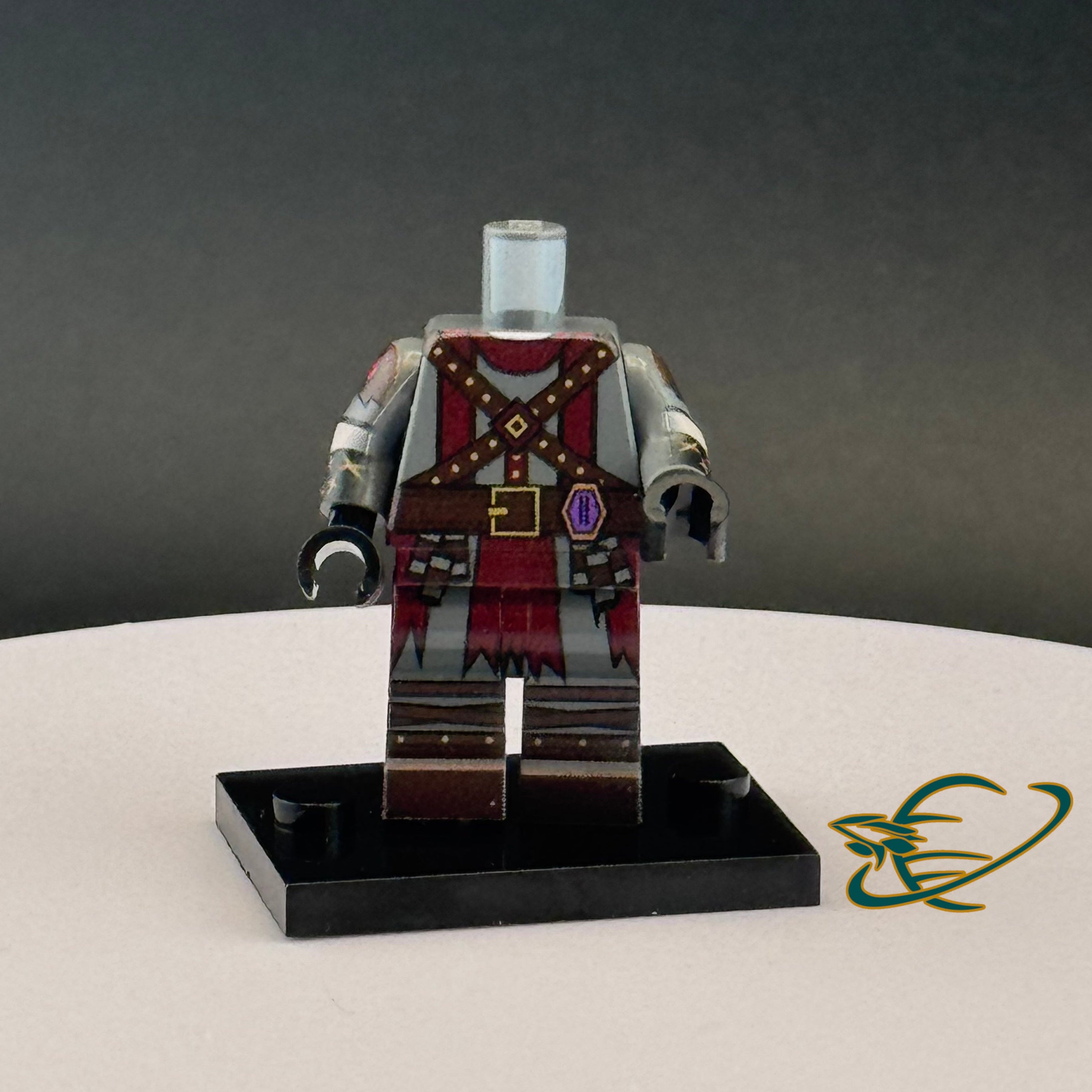 Amethyst Ranked Adventurer Flame Sorcerer Outfit : Official YANDEVER Minifigure Body